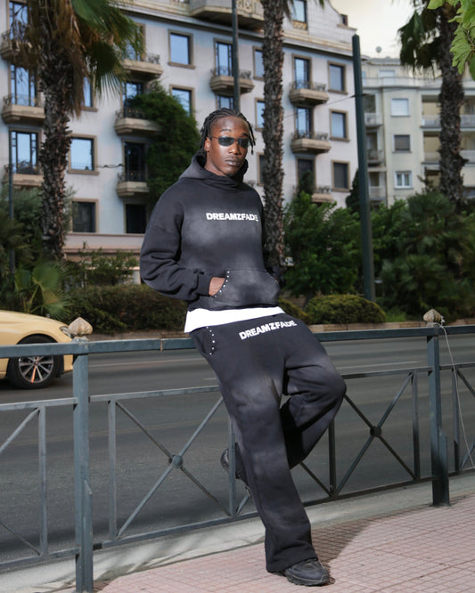 CLASSIC BAGGY SWEATPANTS