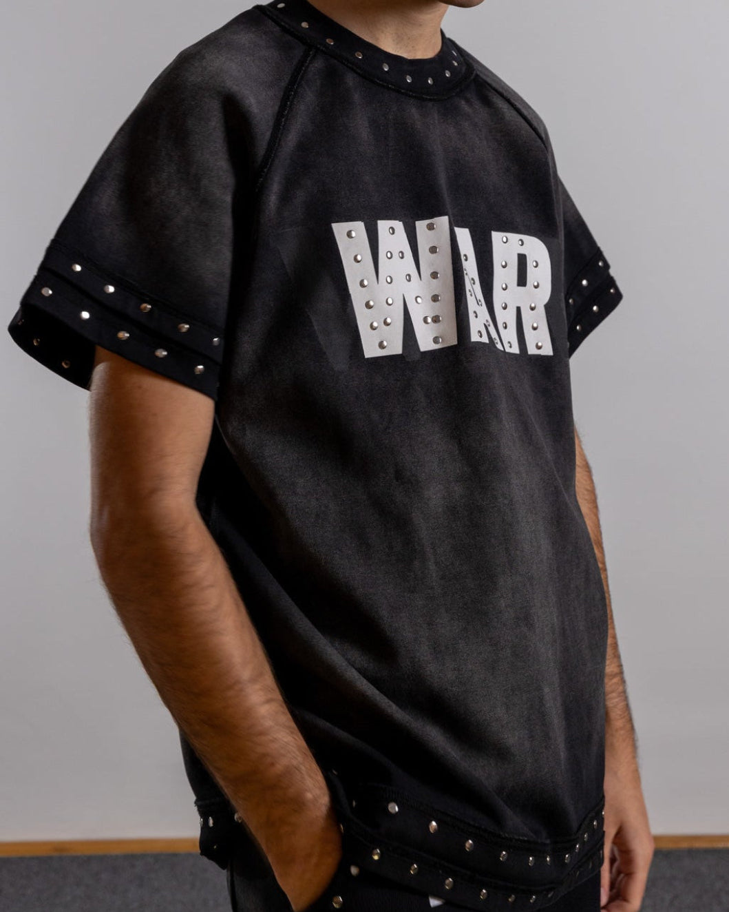 WAR TEE