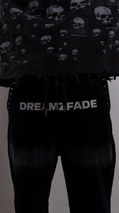 CLASSIC BAGGY SWEATPANTS