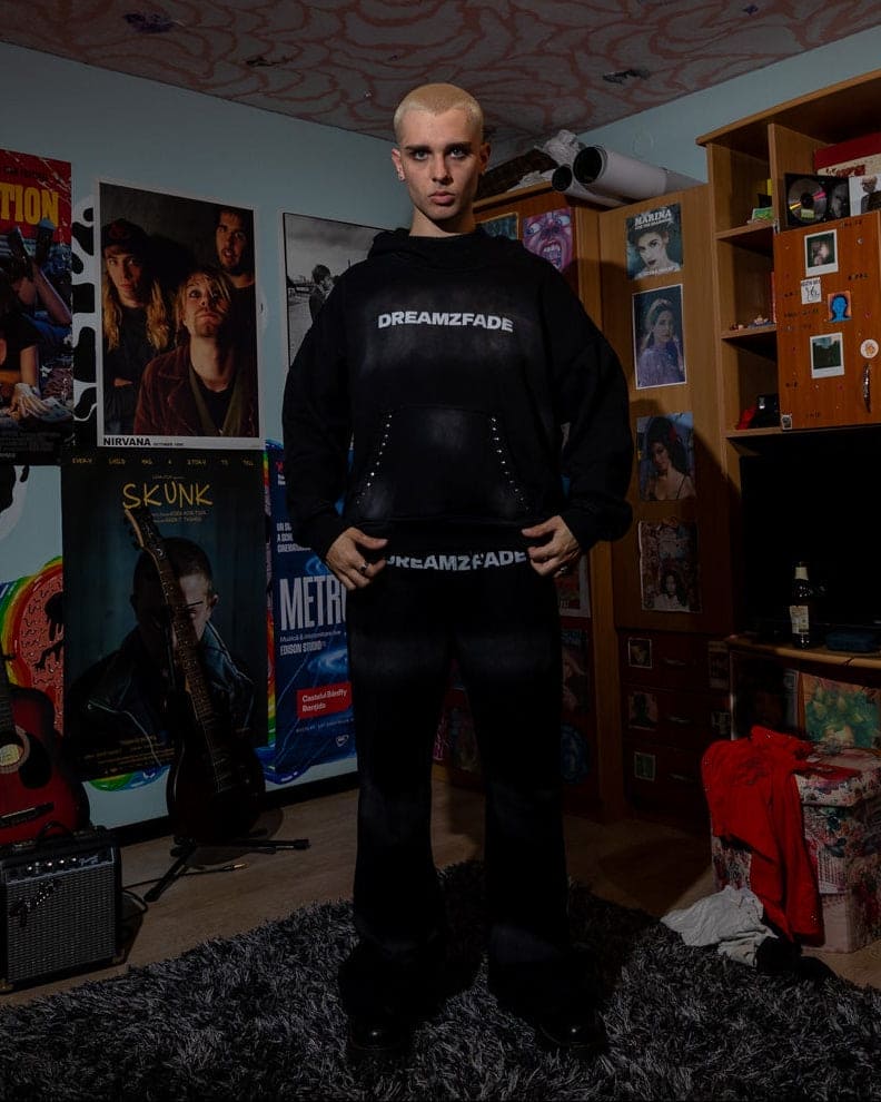 CLASSIC BAGGY SWEATPANTS